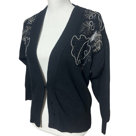 Vintage 1980’s fall leaves black cardigan sweater - Picture 1 of 4
